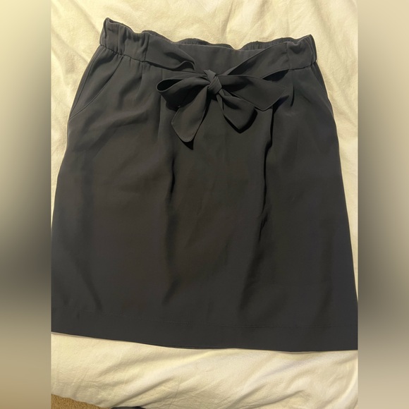 lululemon athletica Dresses & Skirts - Lululemon Noir Skirt - size 12